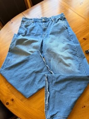 AE Super High-Waisted Baggy Jean